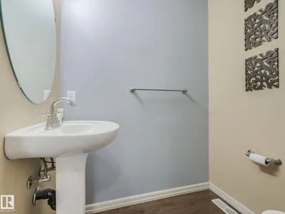 5220 1A AV SW photo 17