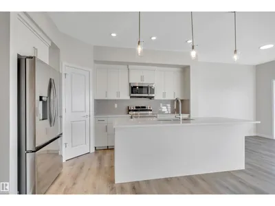5439 Hawthorn RU SW photo 9