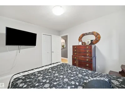 764 HALIBURTON CR NW photo 23