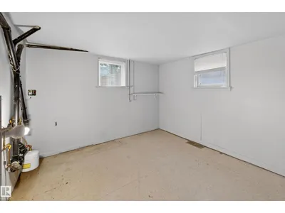11010 106 ST NW photo 51