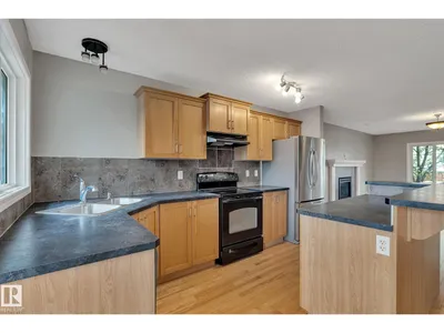 14771 141 ST NW photo 7