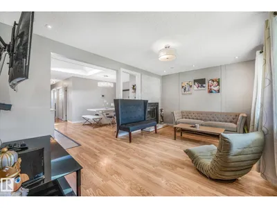 5914 91 AV NW photo 7