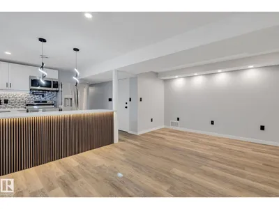 8823-8825 95 ST NW photo 11