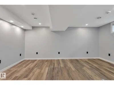 8823-8825 95 ST NW photo 14