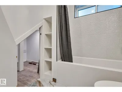 8823-8825 95 ST NW photo 16