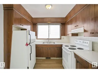 8823-8825 95 ST NW photo 59
