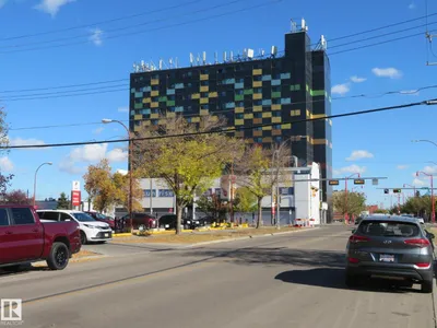 #107 10118 106 AV NW photo 30