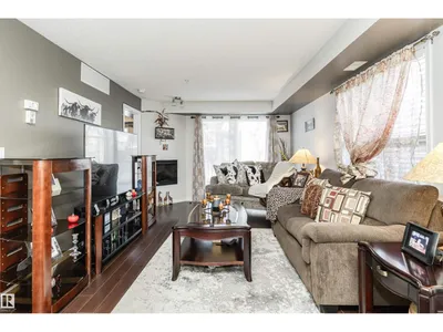#107 10118 106 AV NW photo 18