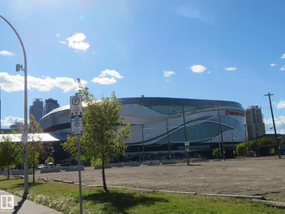 #107 10118 106 AV NW photo 36
