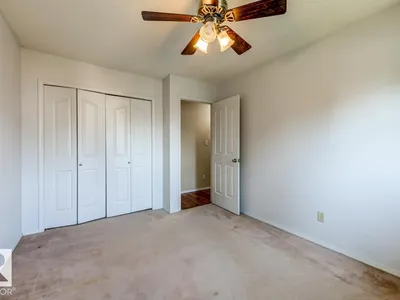 3908 28 AV NW photo 32