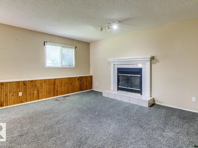 3908 28 AV NW photo 36