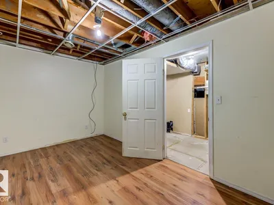 3908 28 AV NW photo 45