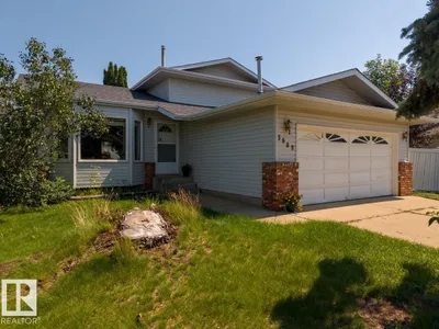 3908 28 AV NW photo 54