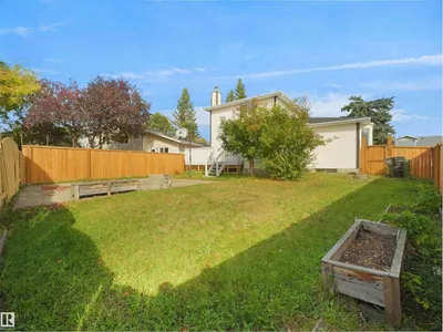 4103 28 AV NW photo 48