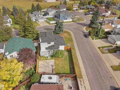 4103 28 AV NW photo 53
