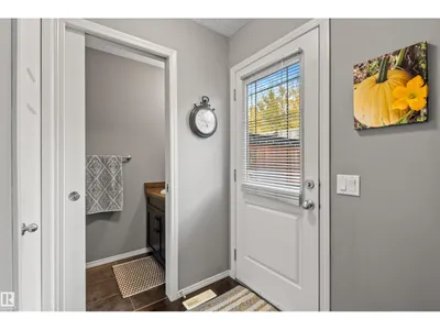 8 ROYAL ST photo 25
