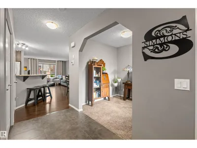 8 ROYAL ST photo 9