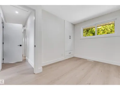 12811 135 ST NW photo 34