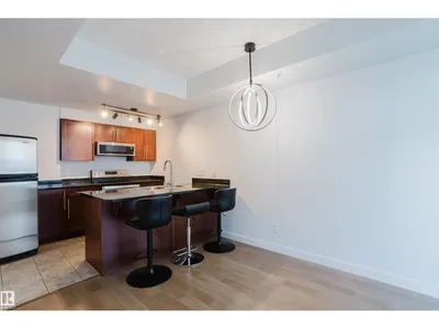 #1603 9939 109 ST NW photo 18