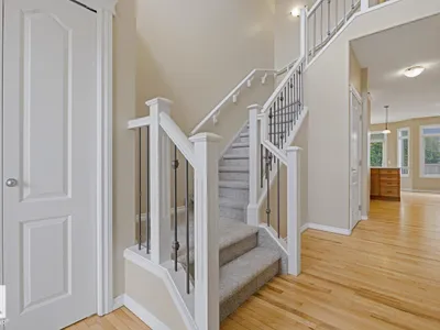 11612 11 AV SW photo 12