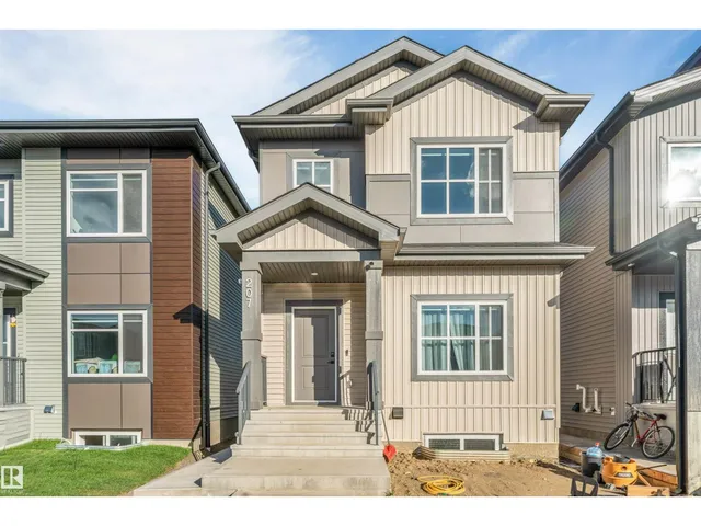 207 25 ST SW, Edmonton