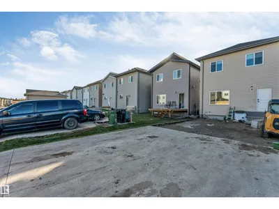 207 25 ST SW photo 30