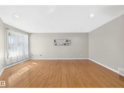 11832 173 AV NW photo 30