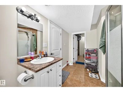 11832 173 AV NW photo 52