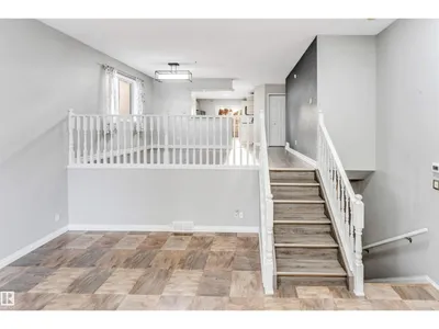 3940 33 ST NW photo 11