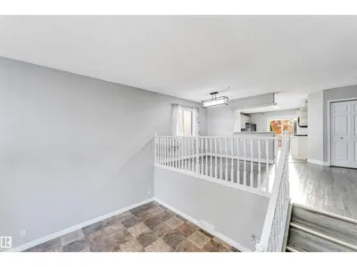 3940 33 ST NW photo 12