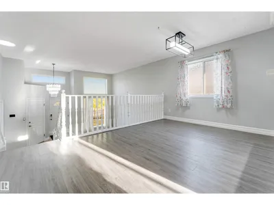 3940 33 ST NW photo 15