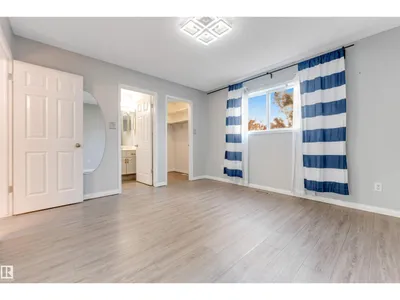 3940 33 ST NW photo 26