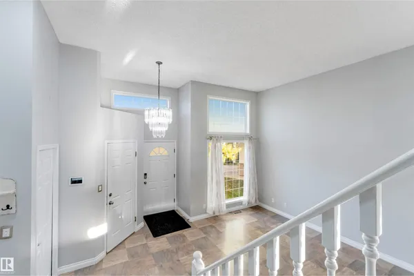 3940 33 ST NW photo 3