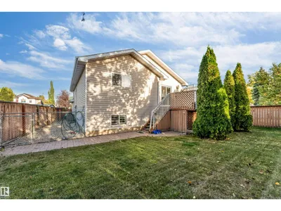 3940 33 ST NW photo 40