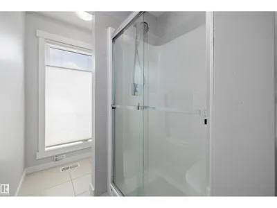 3911 CLAXTON LO SW photo 38