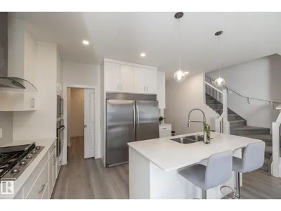 3608 214 ST NW photo 17
