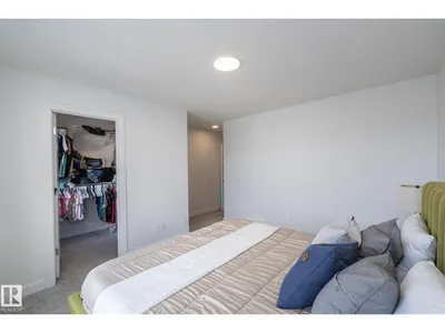 3608 214 ST NW photo 32