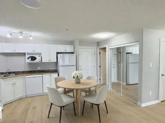 #103 5350 199 ST NW, Edmonton