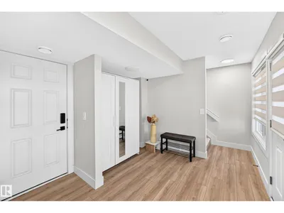 #70 16335 84 ST NW photo 4