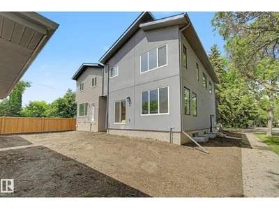7603 92 AV NW photo 6