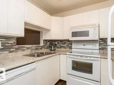 #203 8503 108 ST NW photo 30
