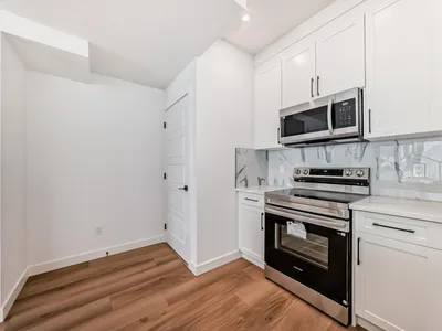 11519 & 11521 67 ST NW photo 9