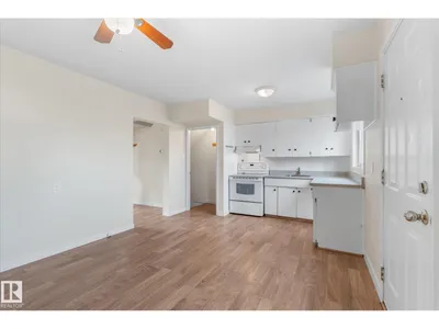 13307 89A ST NW photo 15