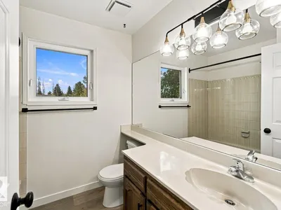 3807 36 AV NW photo 31