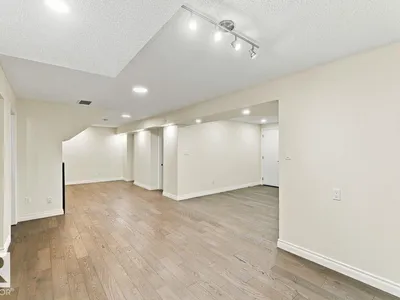 3807 36 AV NW photo 35