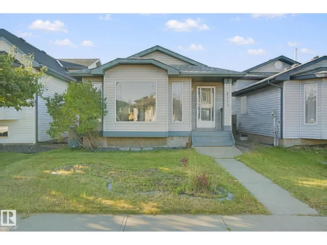 2117 36 AV NW, Edmonton
