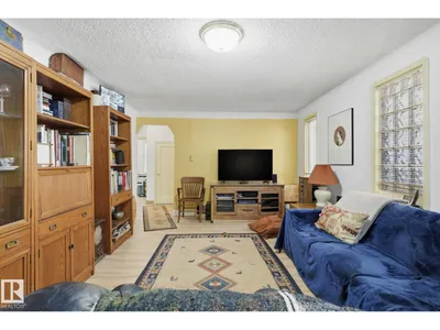 9628 100A ST NW photo 5