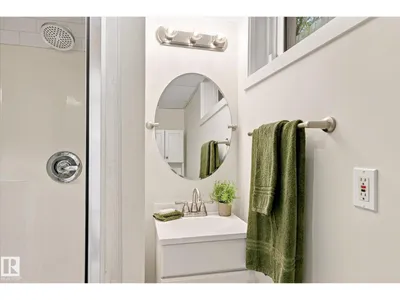 11718 129 ST NW photo 25