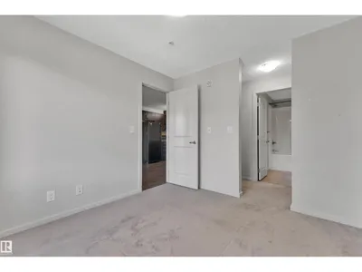 #326 5515 7 AV SW photo 21