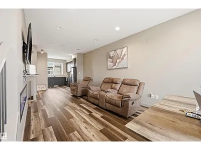 #5 17635 58 ST NW NW photo 19